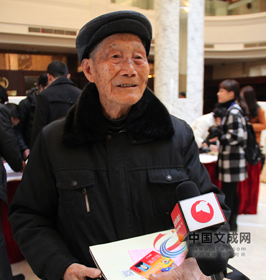 政协委员刘允宽：希望能为老人提供活动场所